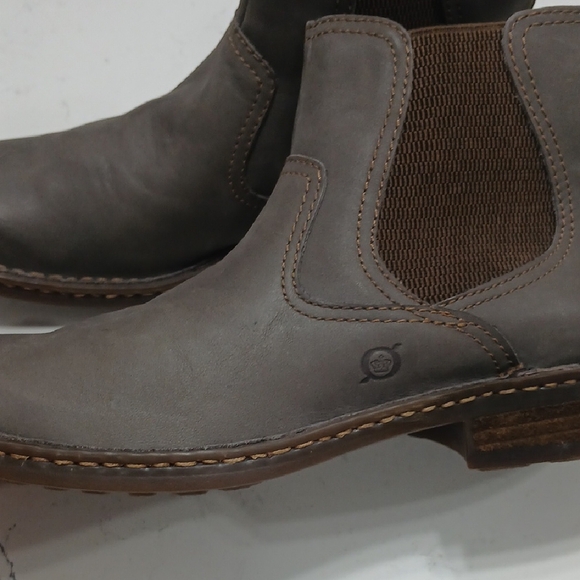 Men's Gray Chelsea Boots - Picture 3 of 7